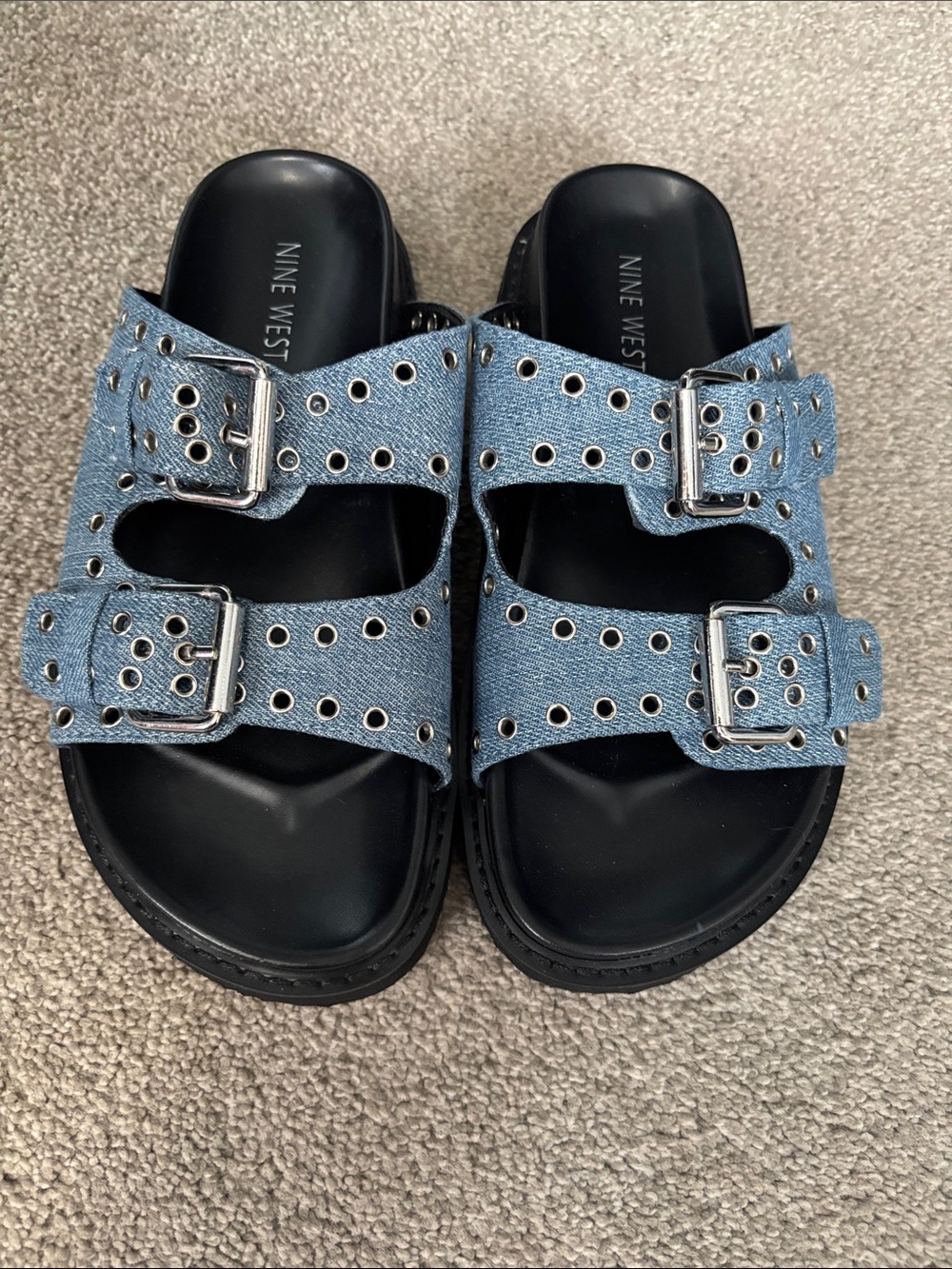 Nine West denim with silver grommet slide ins